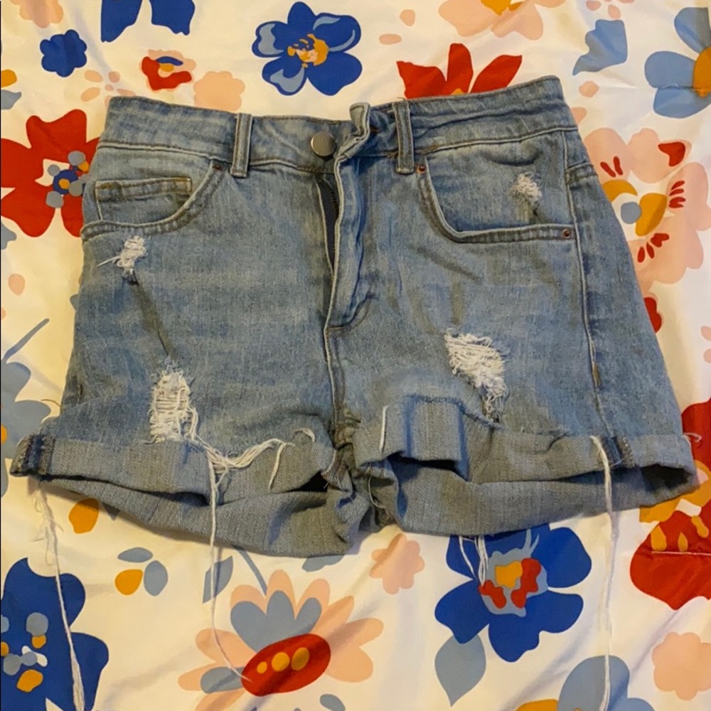 H&M Light Wash Mid-rise Distressed Cuffed Shorts